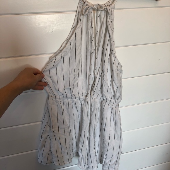 LF Romper - Picture 4 of 4